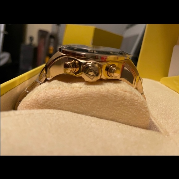 Green and gold invicta watch - Picture 3 of 3